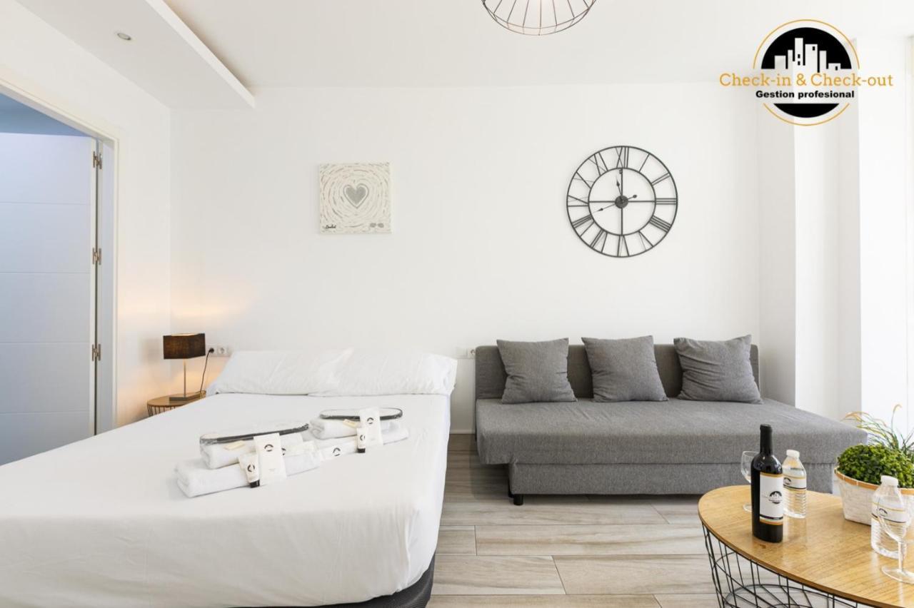 Apartamento El Ciaboga Centro De Торемолинос Екстериор снимка