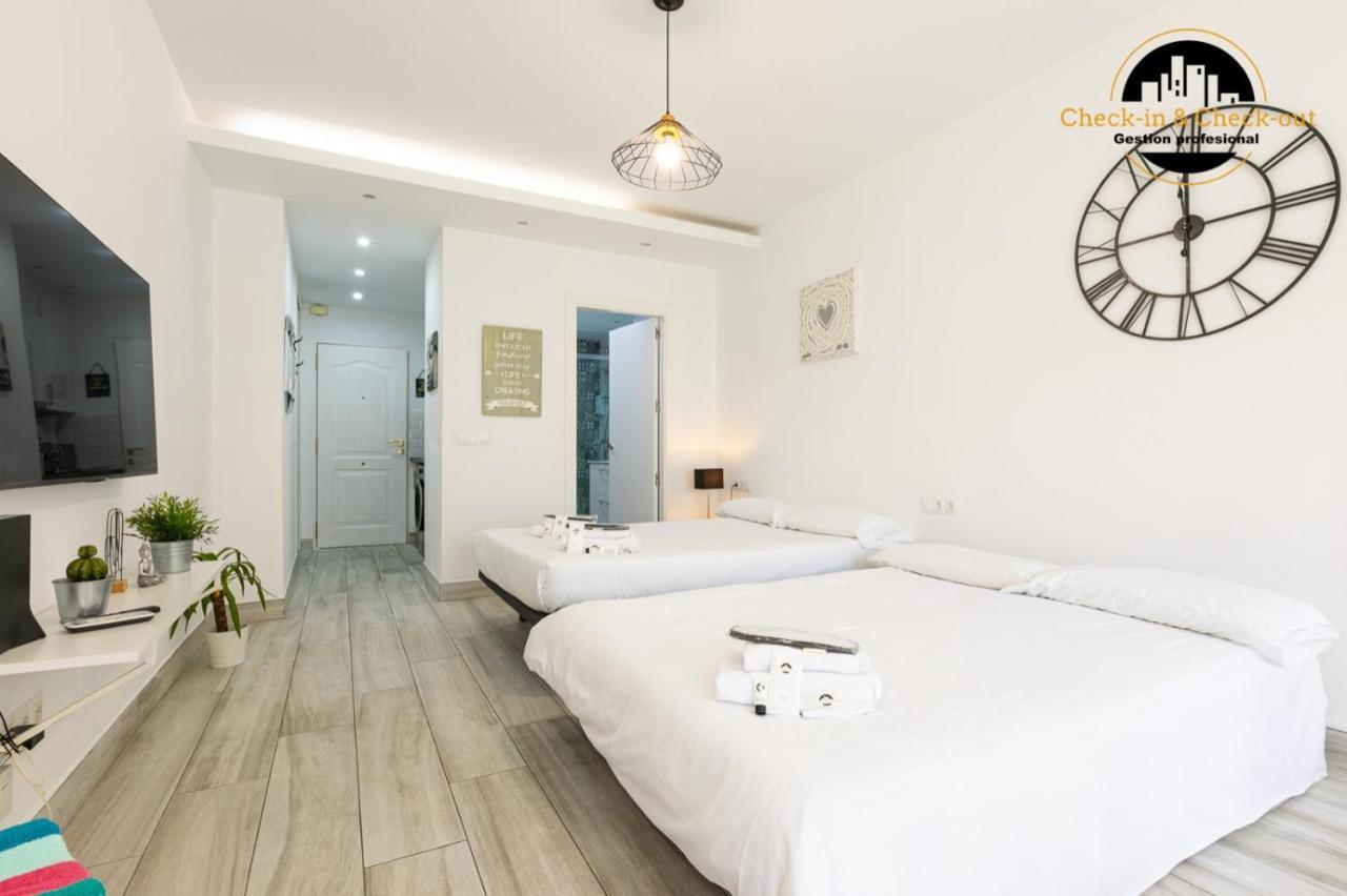Apartamento El Ciaboga Centro De Торемолинос Екстериор снимка