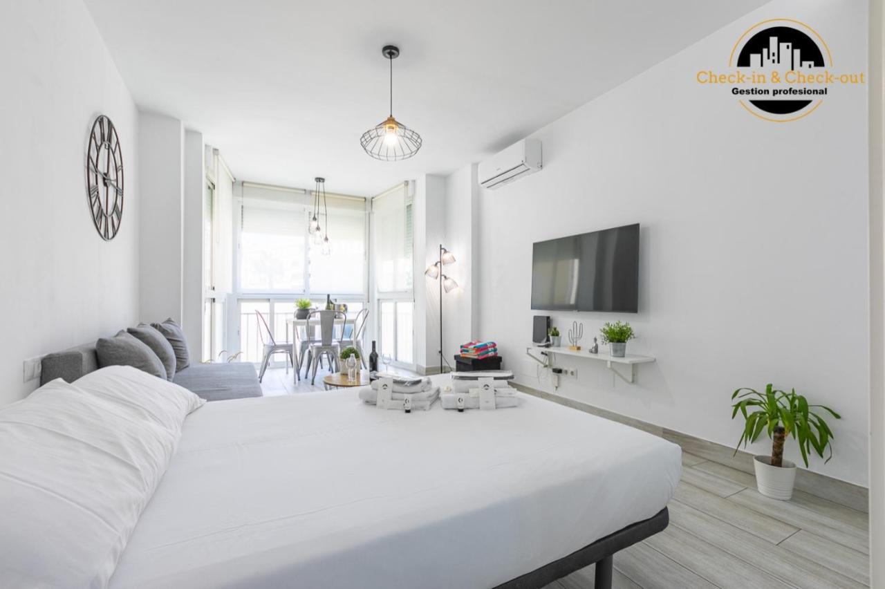 Apartamento El Ciaboga Centro De Торемолинос Екстериор снимка